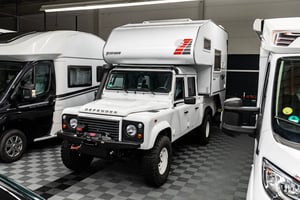 Wohnmobil Keramikversiegelung 8 9H Keramikversiegelung Defender Tischer Kabine