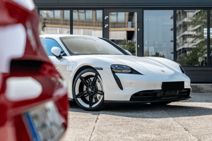 allgallery 95 Porsche Taycan | 5H Keramikversiegelung