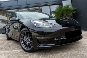 allgallery 130 Tesla Model Y | 9H+ Keramikversiegelung